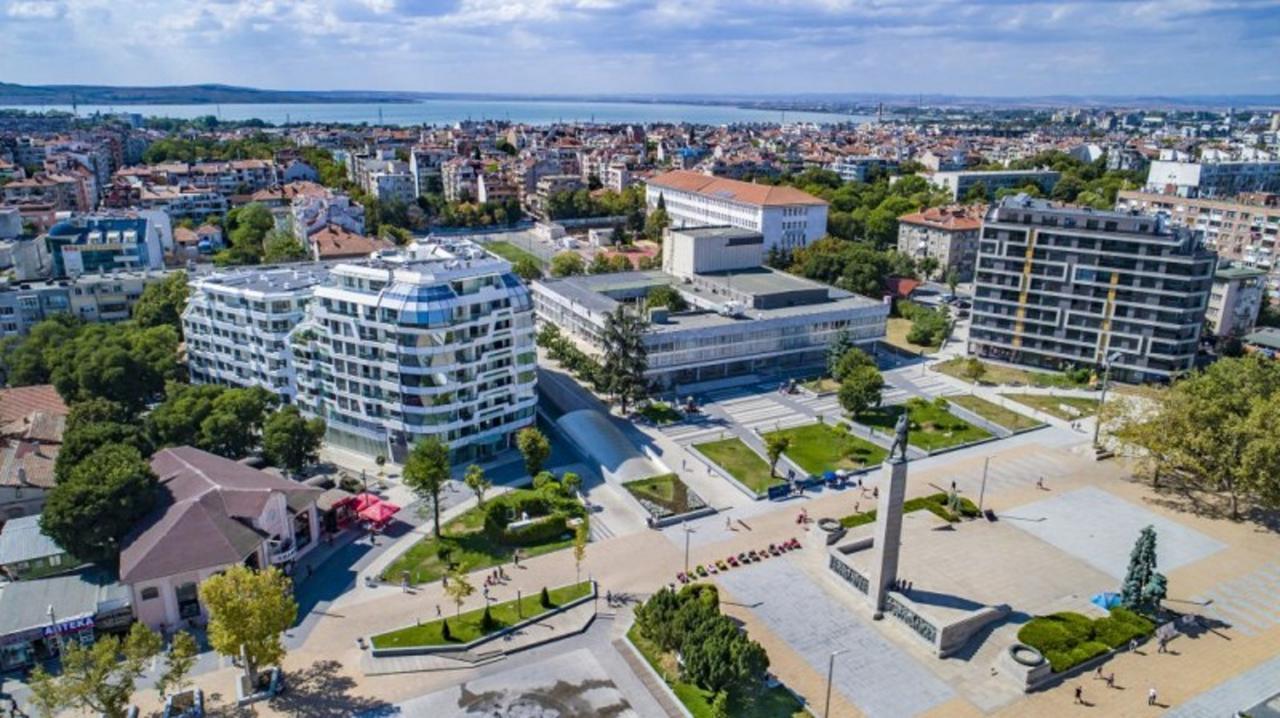 Super Central Luxury Apartments Burgas Exterior photo